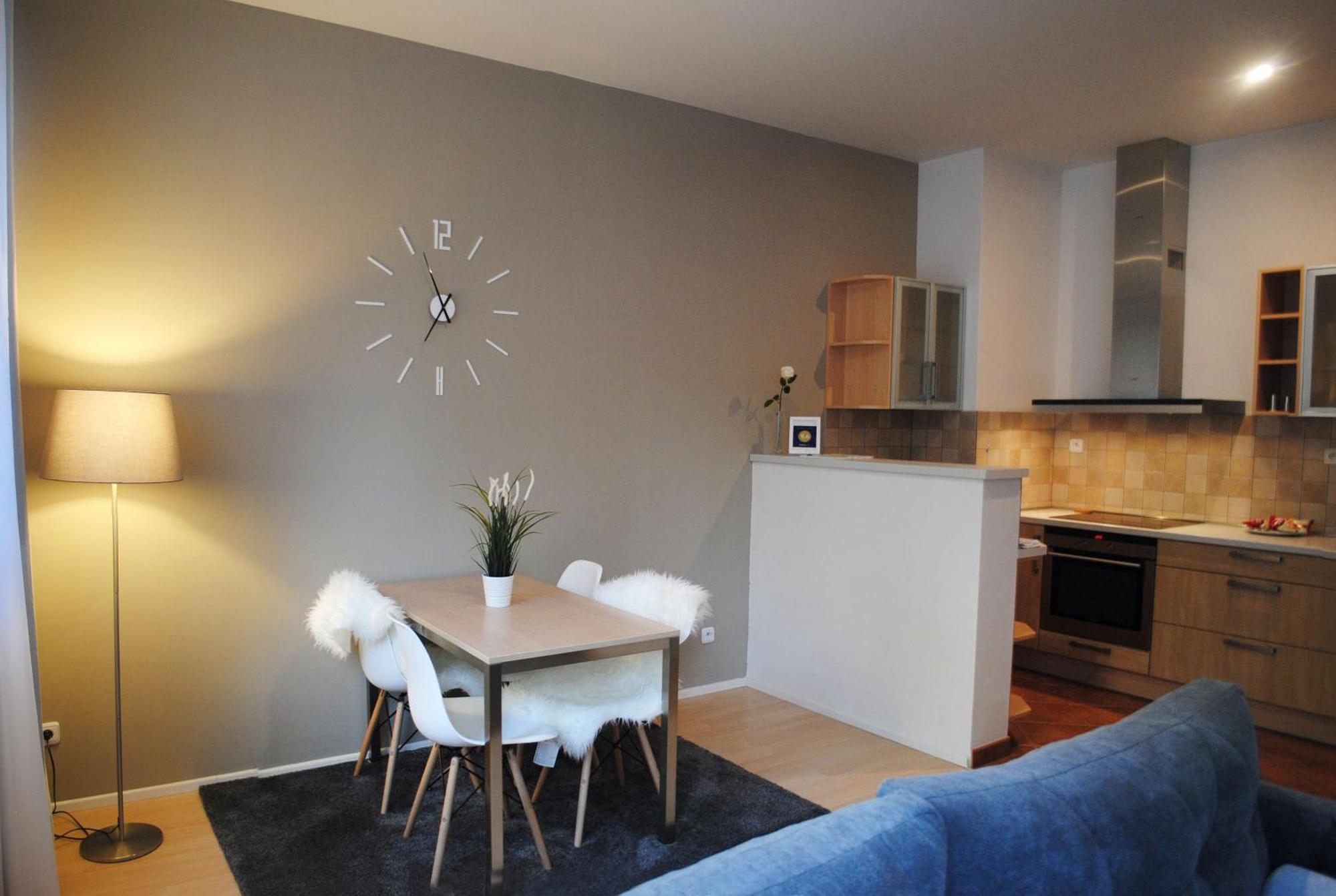 Apartment Centrum + Parking 올로모우츠 외부 사진